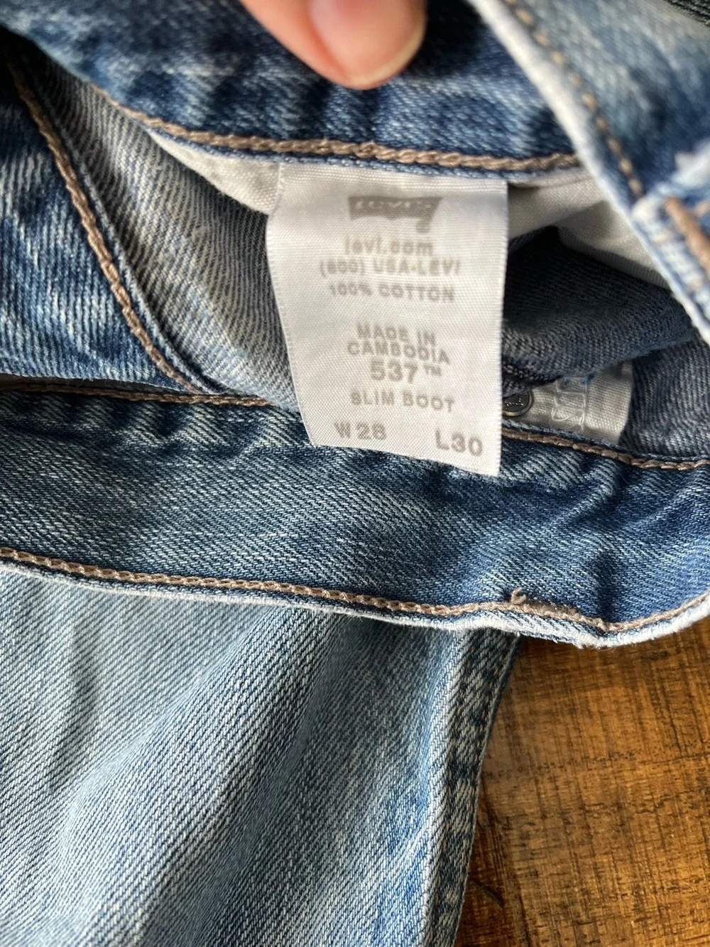 Levi's Men's Light Blue Denim Jeans - Slim Boot 537 Vintage